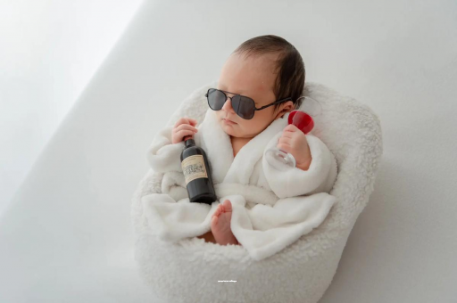 丽江宝宝眼角白色分泌物